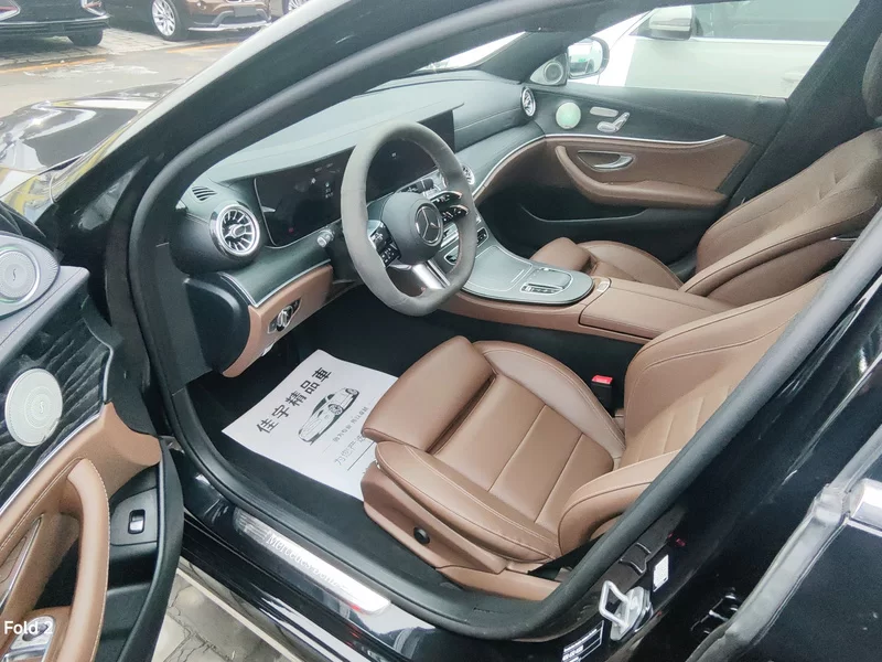 Mercedes-Benz E Class 2022 car image #4