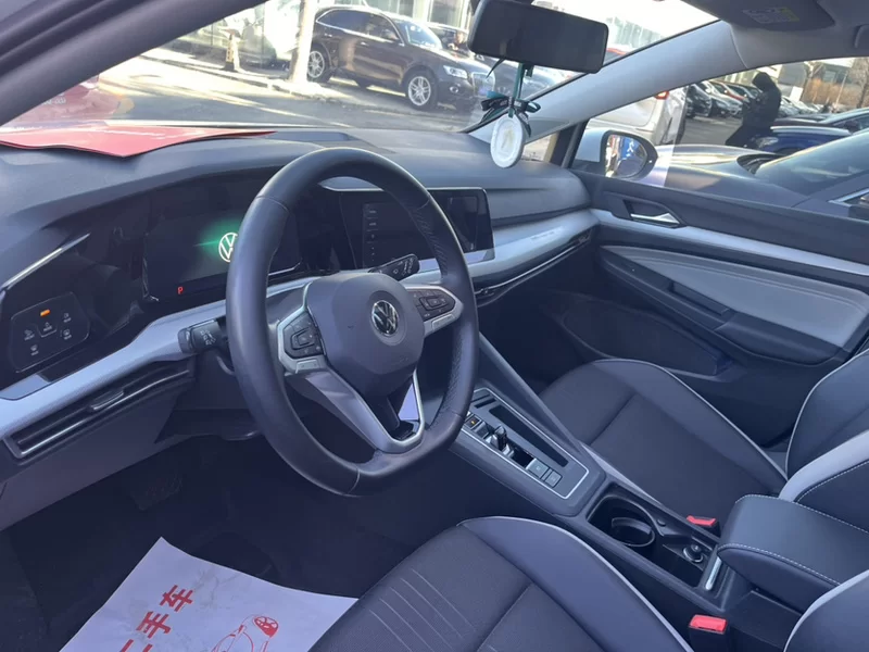 Volkswagen Golf 2021 изображение автомобиля #4