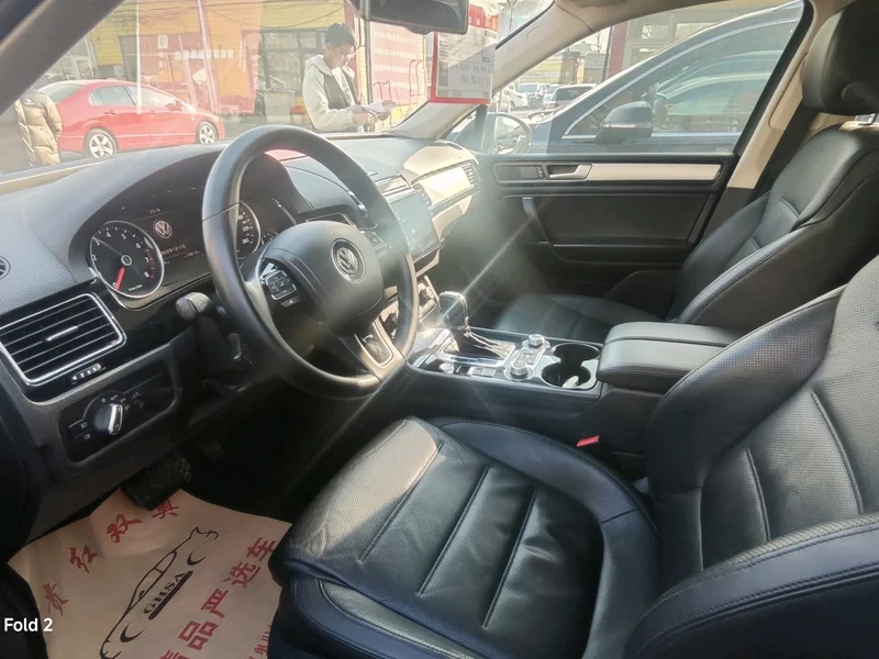 Volkswagen Touareg 2016 car image #4