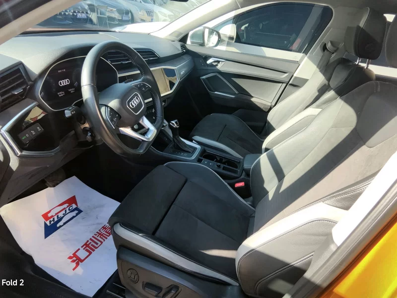 Audi Q3 2019 imagen de coche #4