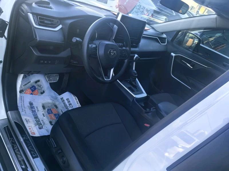 Toyota RAV4 2020 #4 Toyota RAV4 2020 car image #4