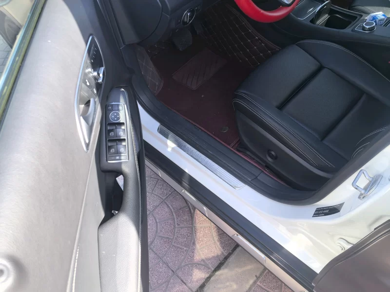 Mercedes-Benz GLA Class 2017 car image #4