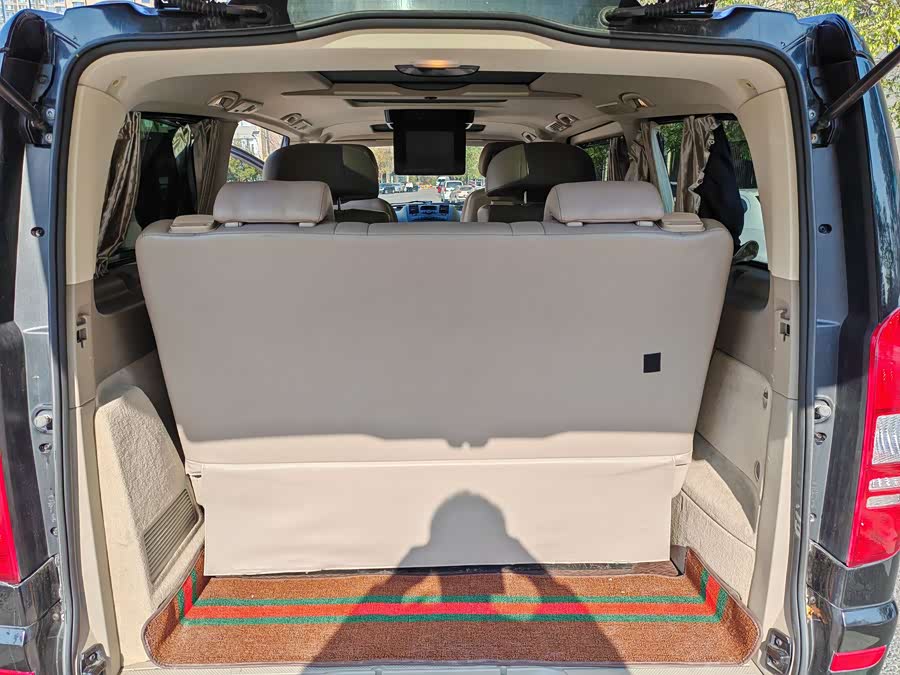 奔驰 唯雅诺 2013 汽车图片 #22