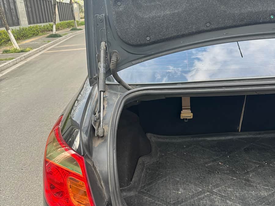 Roewe 550 2014 imagem de carro #22