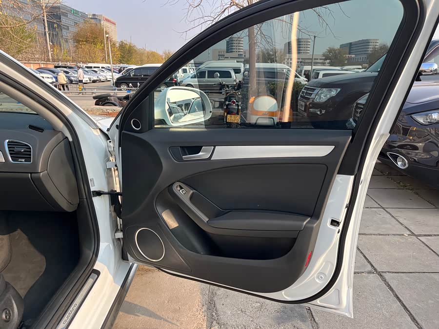 Audi A4 (Imported) 2014 car image #22