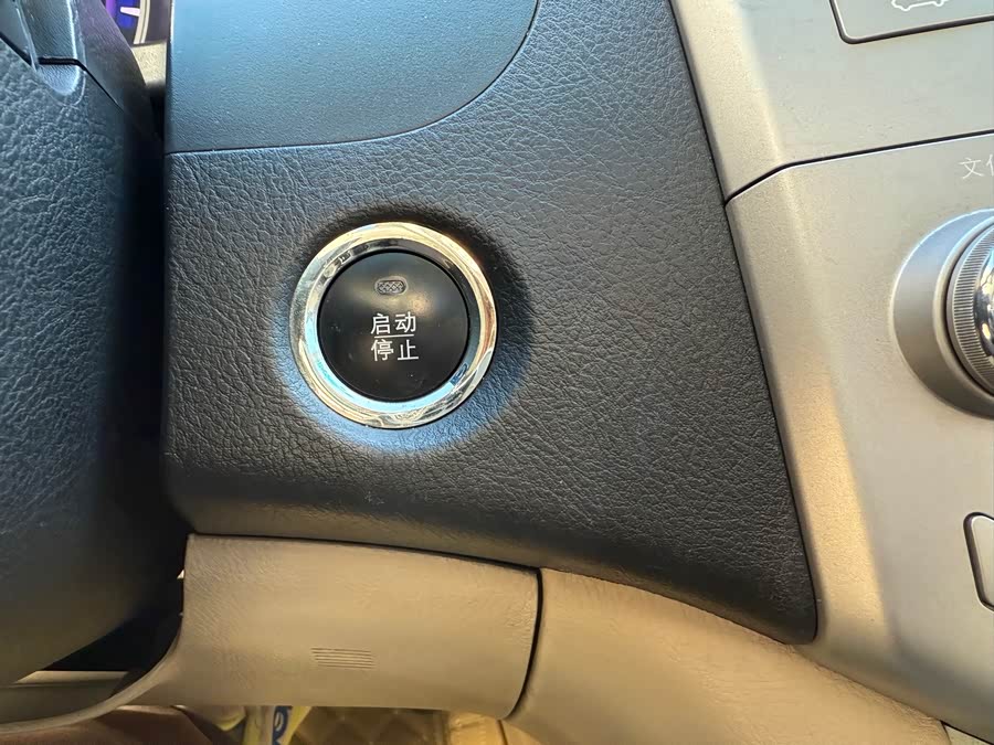 BYD S6 2012 изображение автомобиля #22