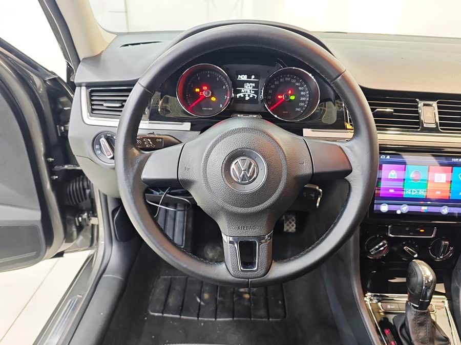 Volkswagen Bora 2015 immagine di auto #22