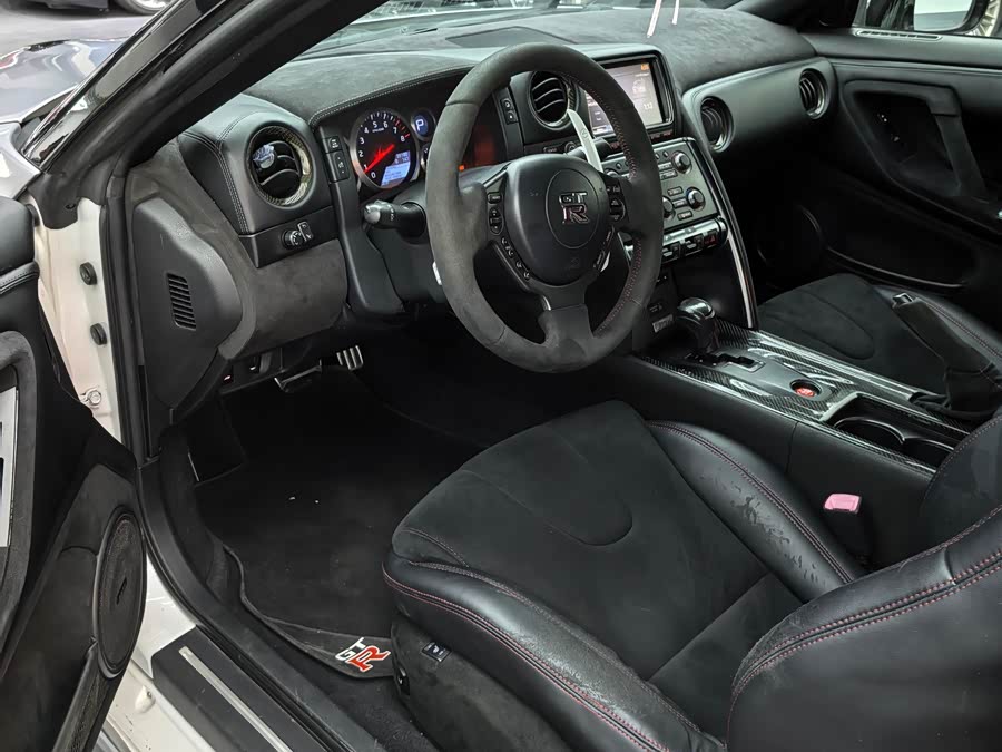 日产 日产GT-R 2014 汽车图片 #22