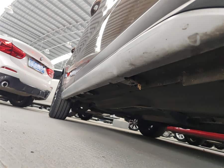 Volkswagen Cross Lavida 2017 immagine di auto #22