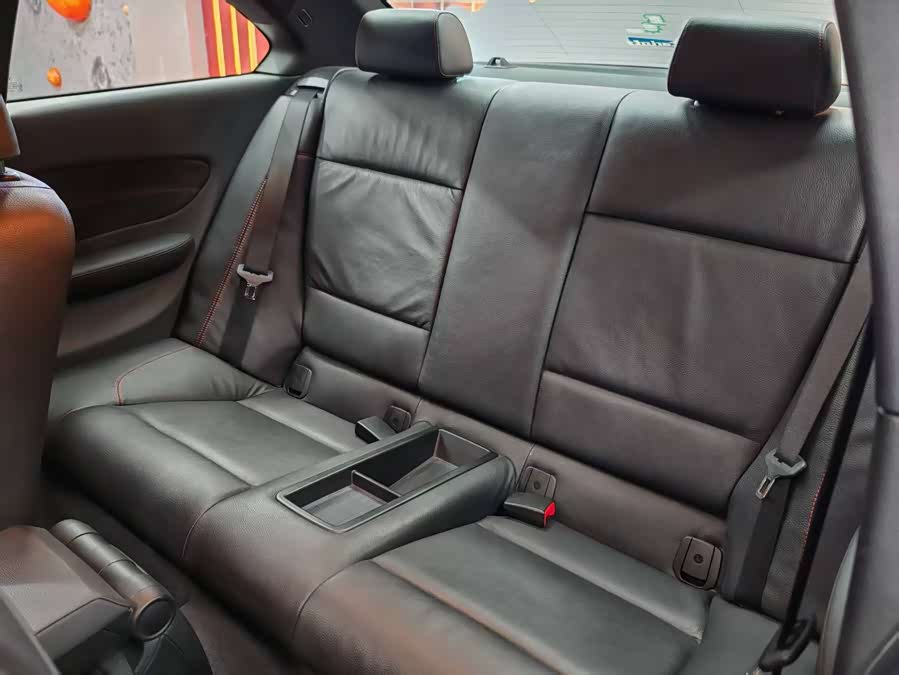 BMW 1 Series M 2012 car image #22