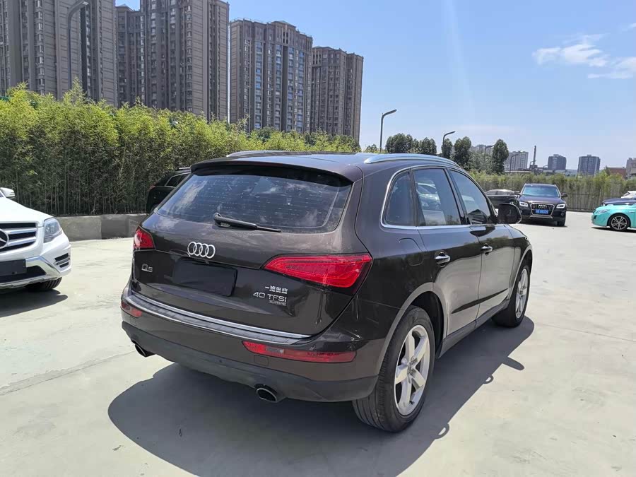 Audi Q5 2016 car image #22