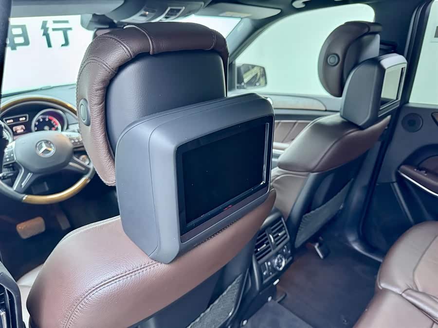 Mercedes-Benz GL Class 2014 car image #22