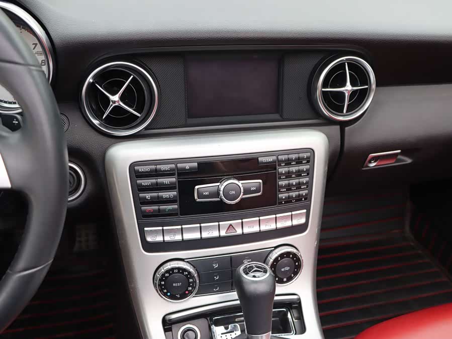 Mercedes-Benz SLK Class 2014 immagine di auto #22