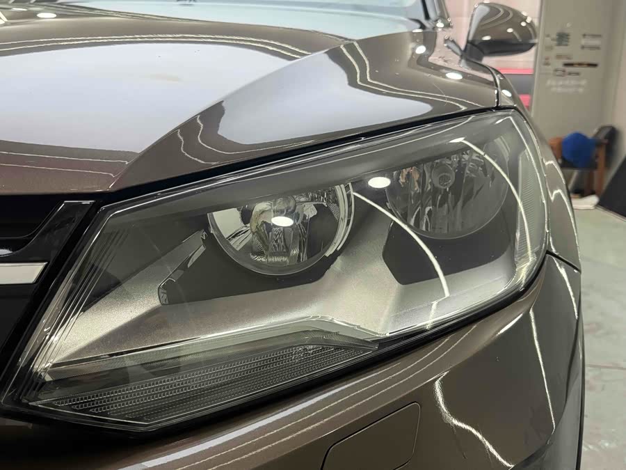 Volkswagen Touareg 2014 car image #22