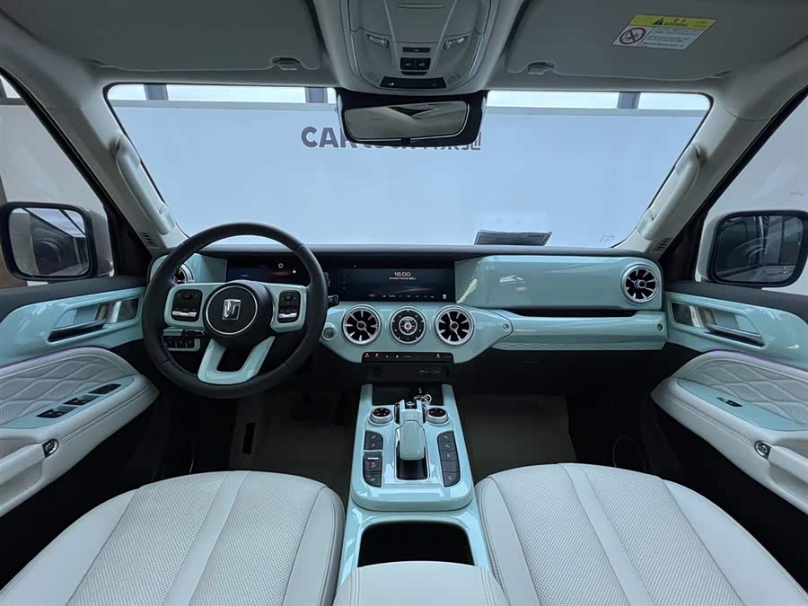 Tank 300 New Energy 2024 #22 Tank 300 New Energy 2024 car image #22