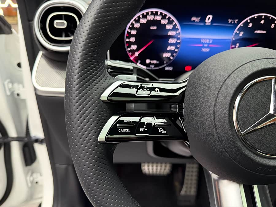 Mercedes-Benz GLC Coupe 2024 car image #22