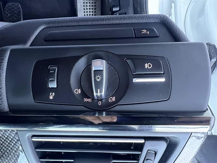 BMW M6 2016 car image #22