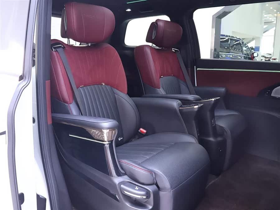 广汽传祺 传祺M8 2023 汽车图片 #22