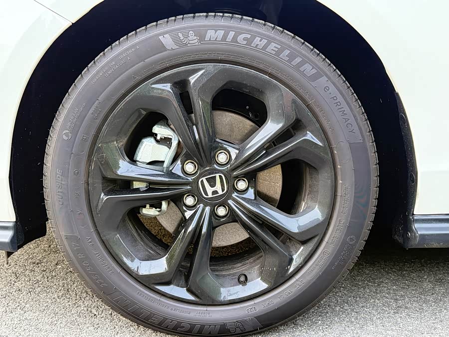 BYD F3R 2025 car image #22