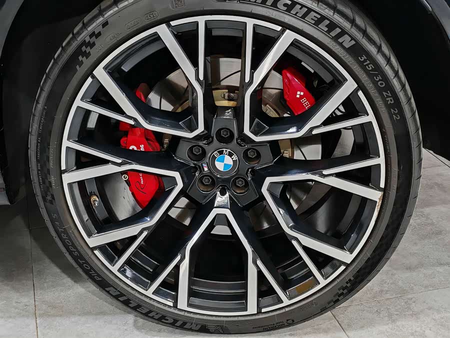 BMW X6 M 2021 car image #22