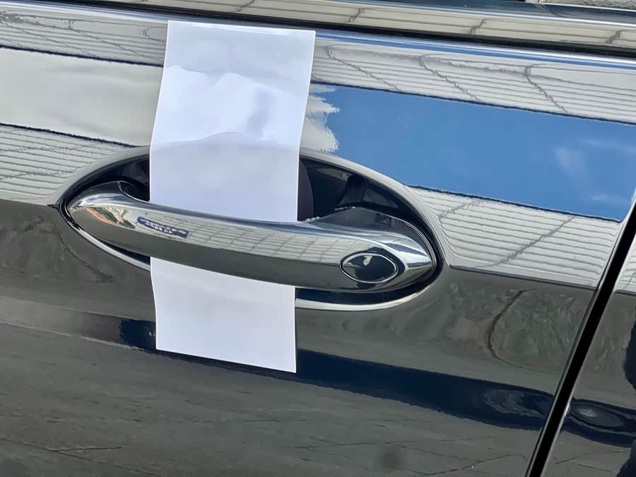 BMW X4 2020 car image #22