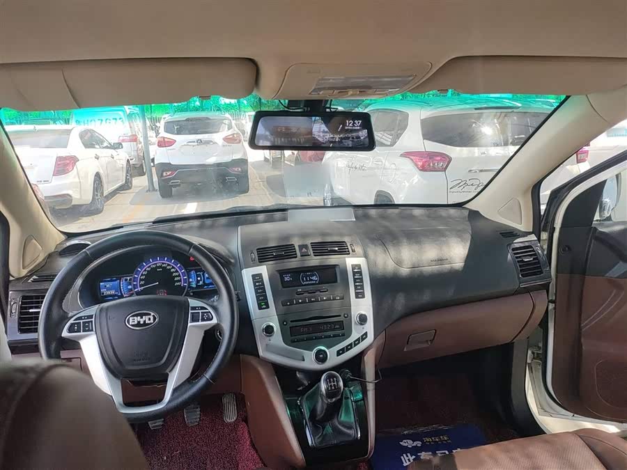 BYD S6 2015 car image #22