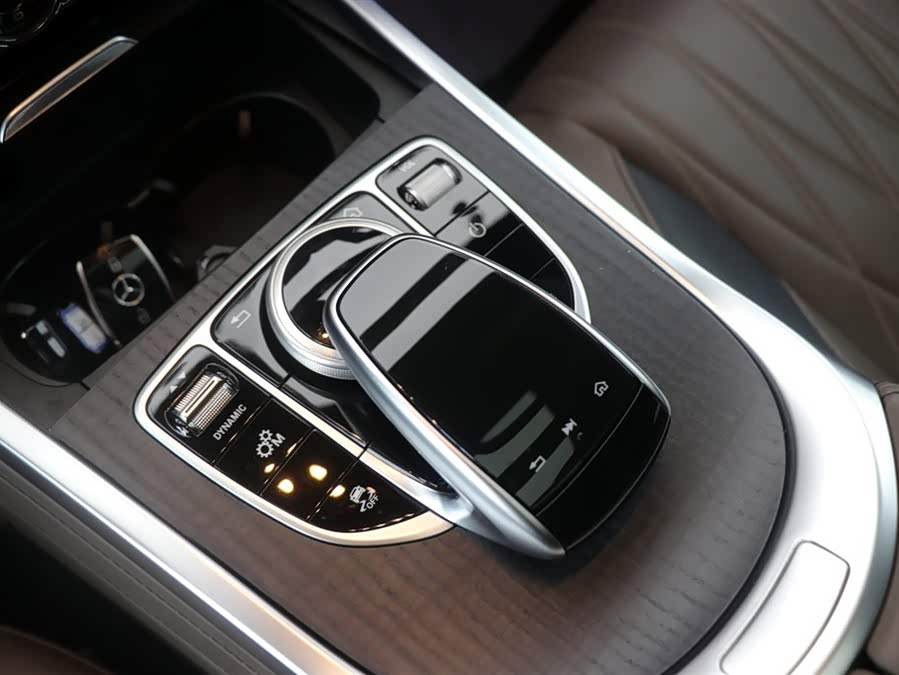 Mercedes-Benz 2024 image de voiture #22