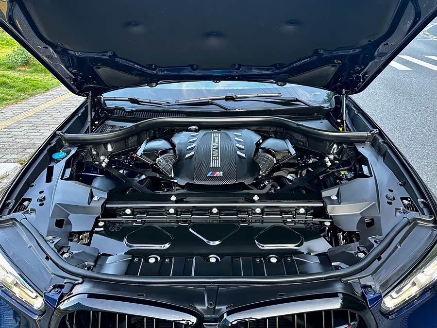 BMW X6 M 2023 car image #22