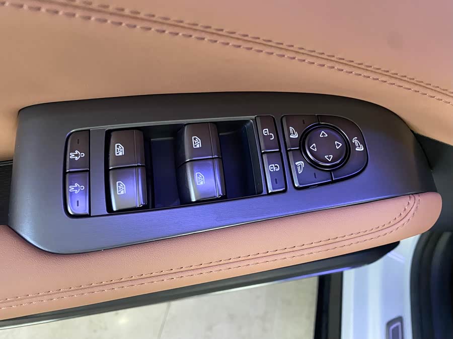 BYD SongL EV 2024 #22 BYD SongL EV 2024 car image #22