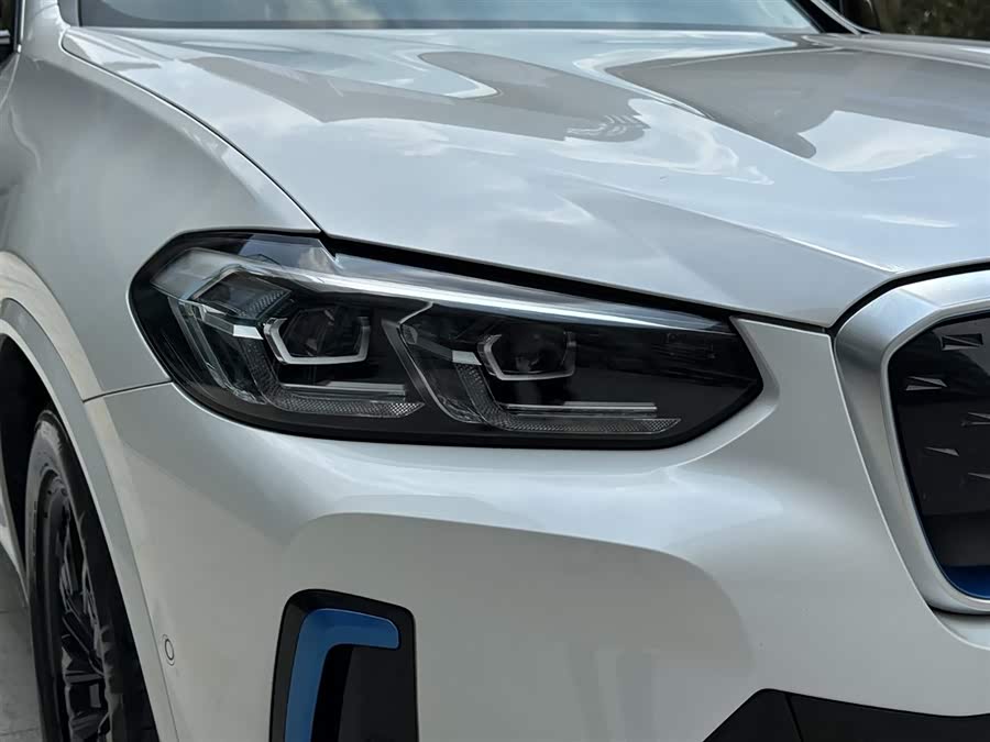 BMW iX3 2022 #22 BMW iX3 2022 immagine di auto #22