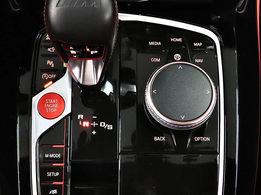 BMW X4 M 2023 #22 BMW X4 M 2023 car image #22