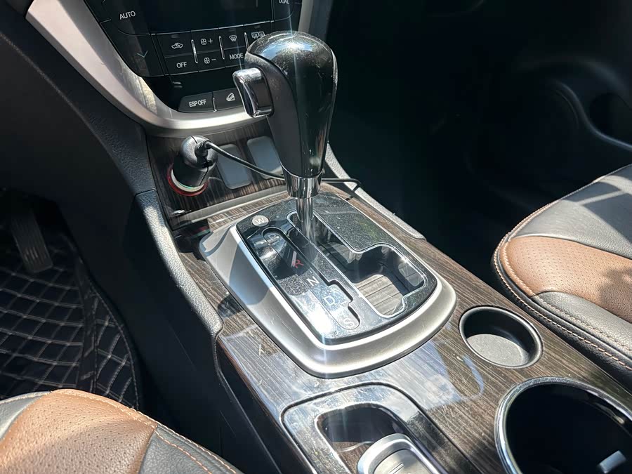 GAC Trumpchi GS5 Super 2016 car image #22