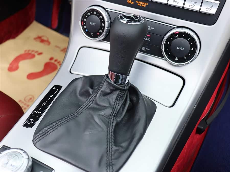 Mercedes-Benz SLK Class 2015 car image #22