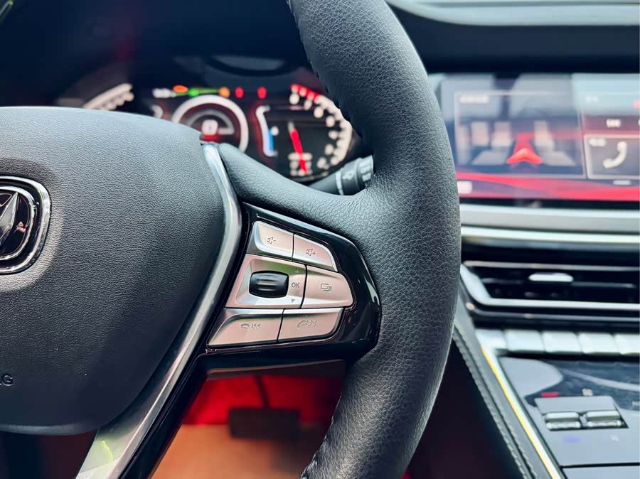 Changan CS85 Coupe 2019 car image #22