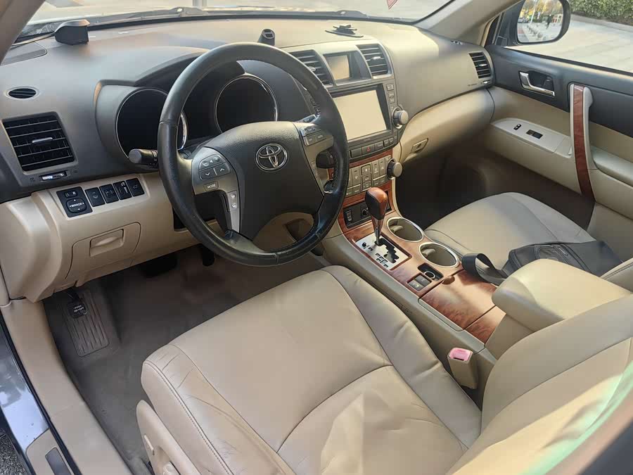 丰田 汉兰达 2010 汽车图片 #22