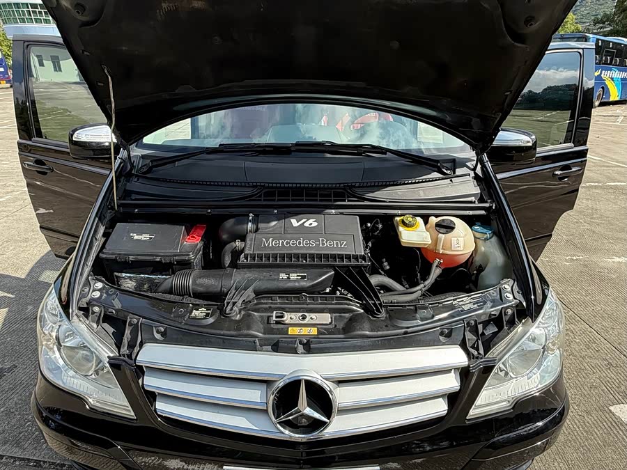 Mercedes-Benz Viano 2016 imagen de coche #22