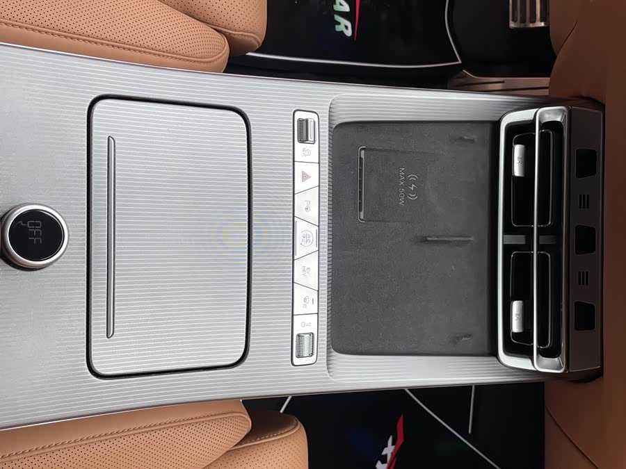 BYD HanL 2025 car image #22