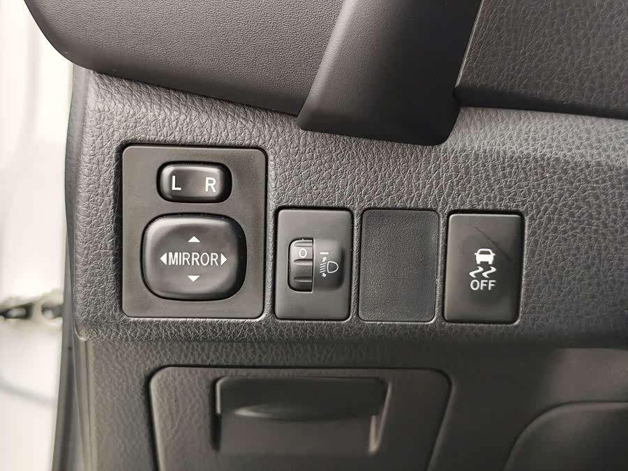 Toyota Corolla 2018 car image #22