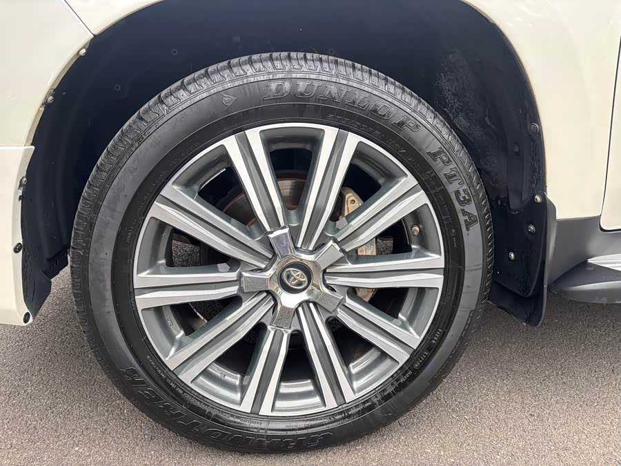 Toyota 2019 #22 Toyota 2019 car image #22
