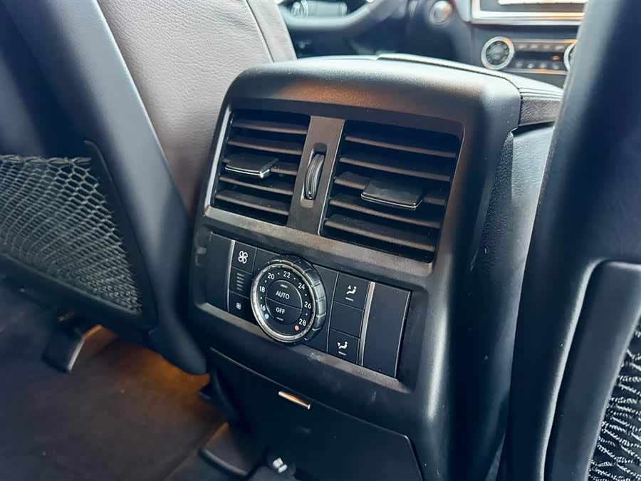 Mercedes-Benz M AMG 2014 صورة سيارة #22