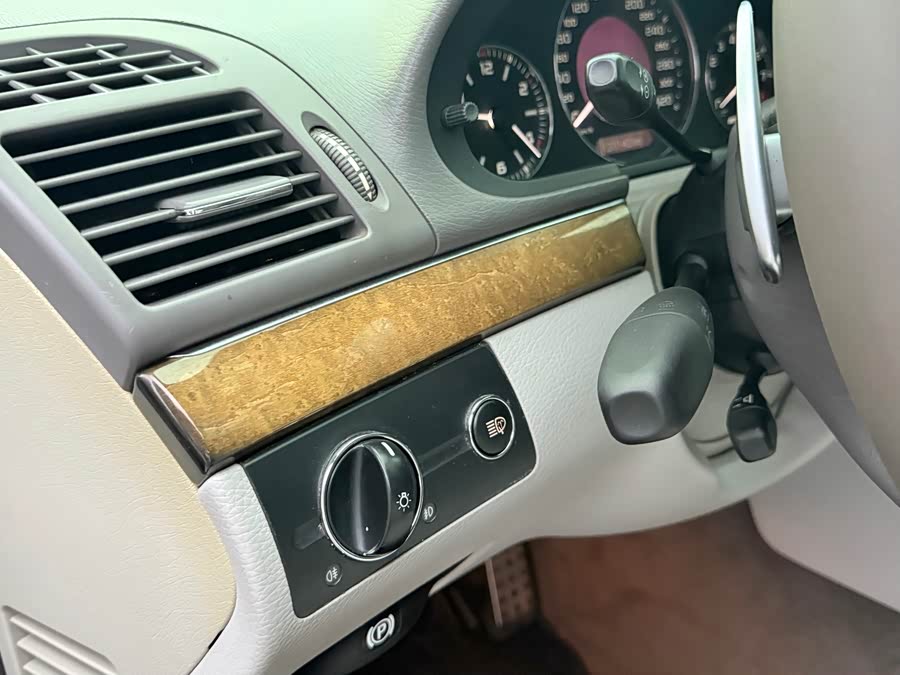 Mercedes-Benz E AMG 2008 immagine di auto #22