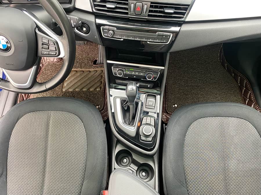 BMW 2 Series Tourer 2016 car image #22