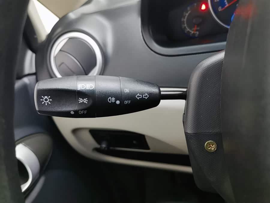 Changan BenBen MINI 2015 #22 Changan BenBen MINI 2015 car image #22