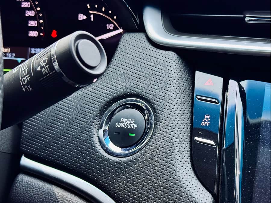 2018 #22 2018 car image #22