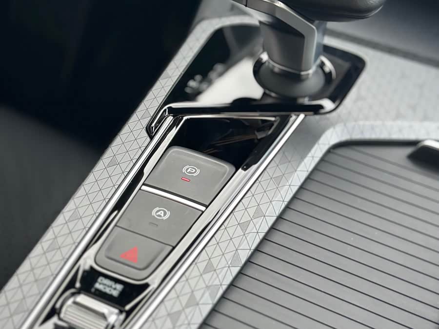GEELY Preface 2024 #22 GEELY Preface 2024 car image #22