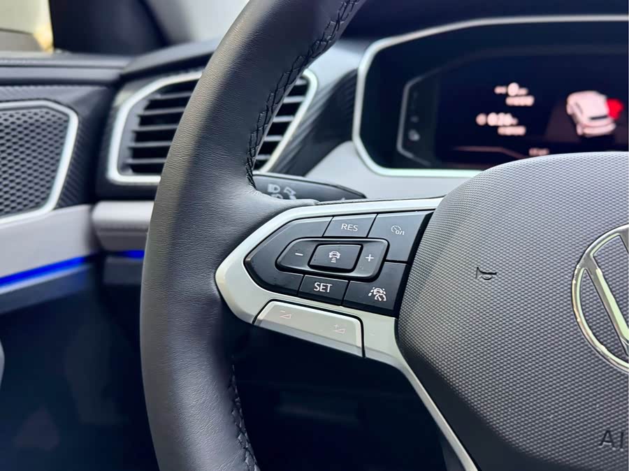 Volkswagen Tayron GTE 2023 #22 Volkswagen Tayron GTE 2023 car image #22