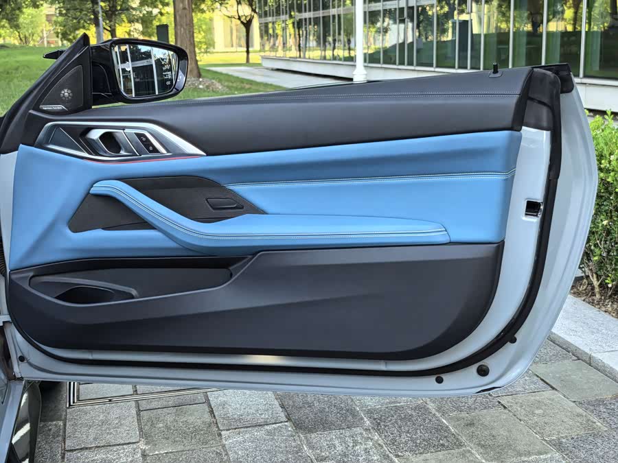 BMW M4 2022 car image #22