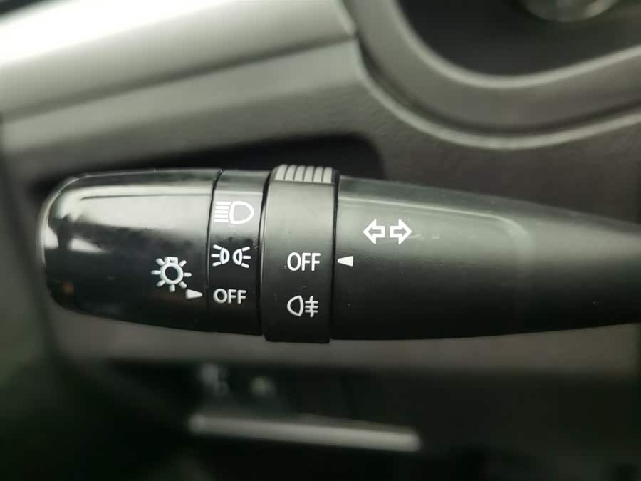 铃木 启悦 2015 汽车图片 #22