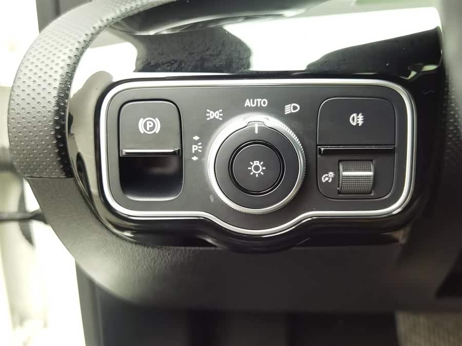 Mercedes-Benz A Class (Imported) 2020 #22 Mercedes-Benz A Class (Imported) 2020 car image #22