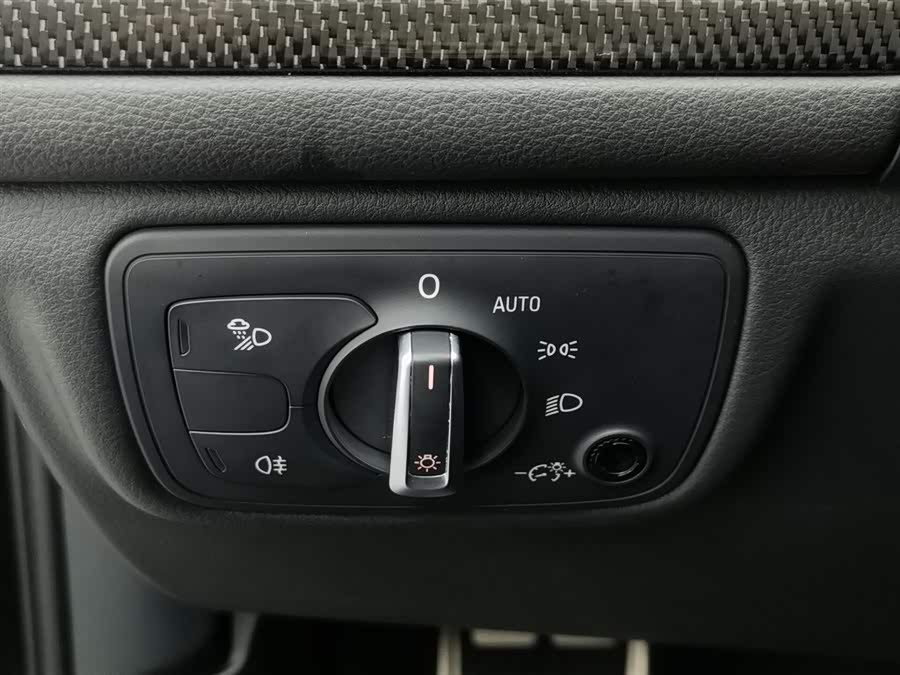 Audi S6 2013 immagine di auto #22